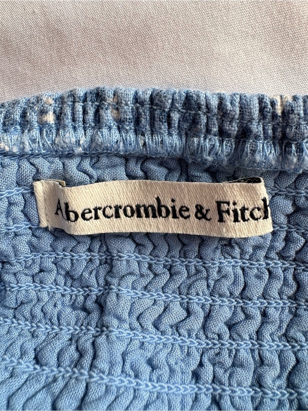 Abercrombie & Fitch Floral Smocked Puff Sleeve Top Size S - Picture 8 of 11
